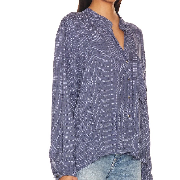 Indah button down - Picture 3 of 3